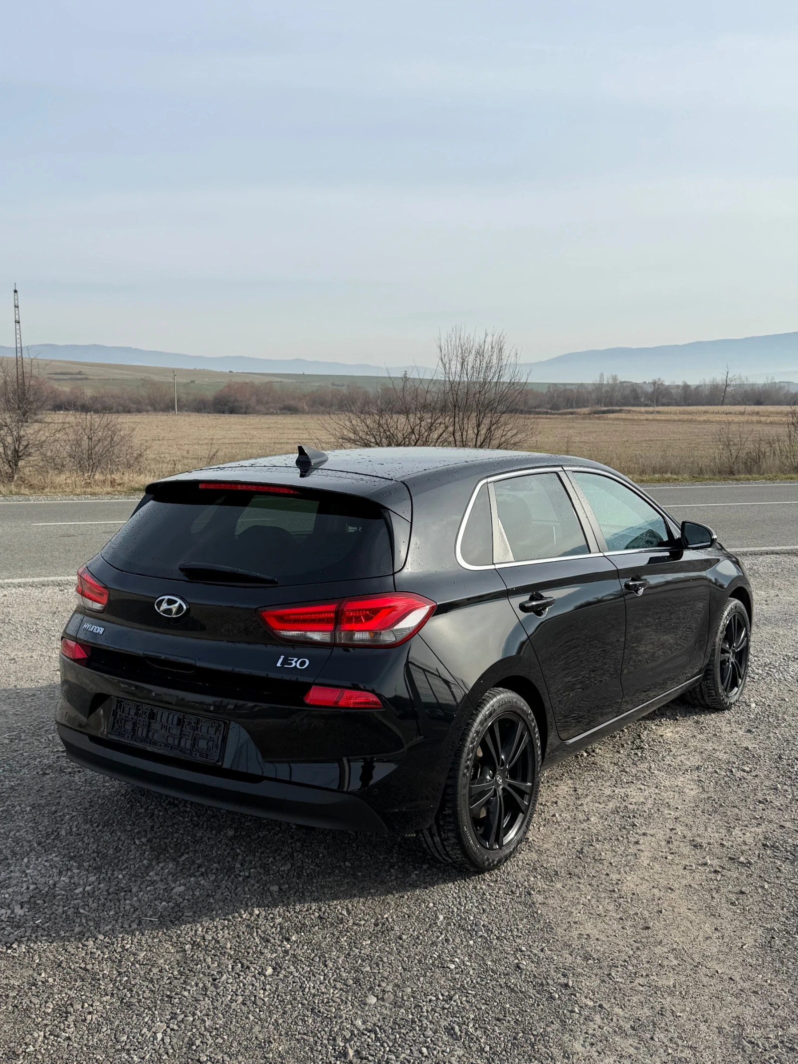Hyundai I30 1.6D FULL LED NAVI CAMERA KEYLESS EURO 6 TUV COC | Mobile.bg � ����������� 6