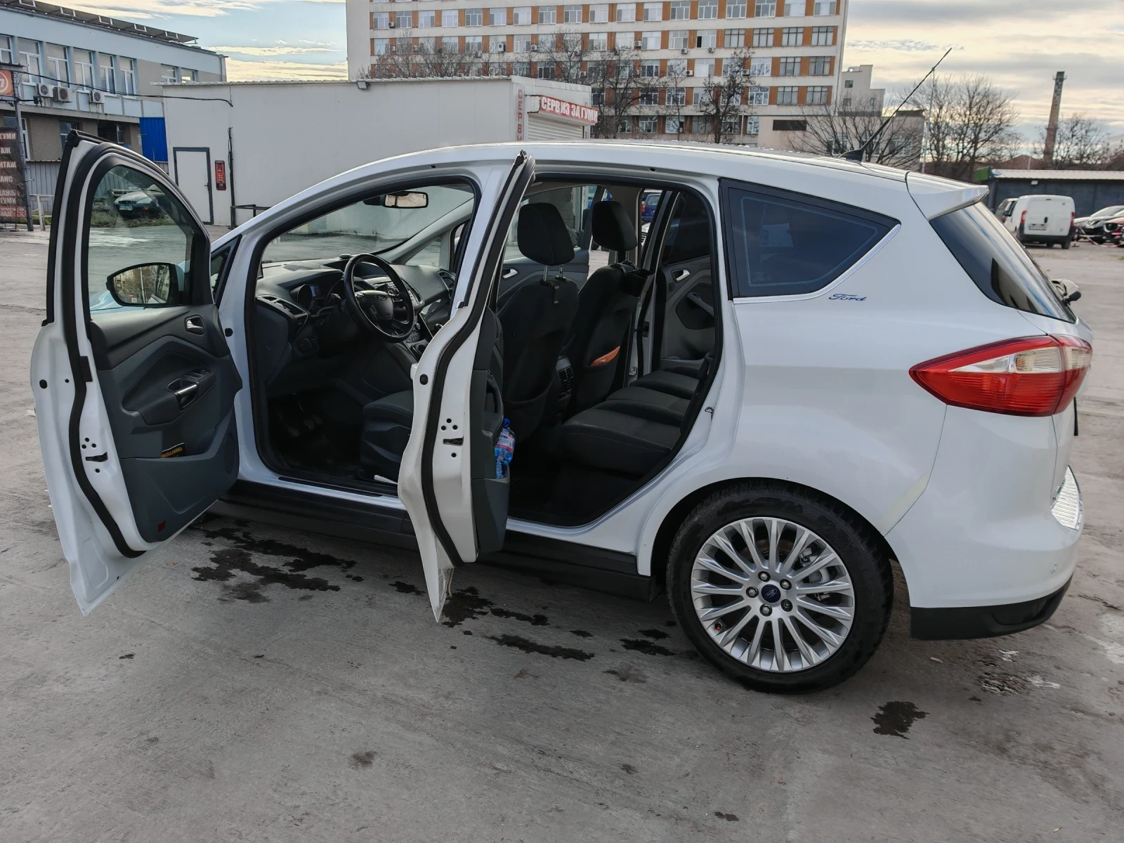 Ford C-max | Mobile.bg � ����������� 2