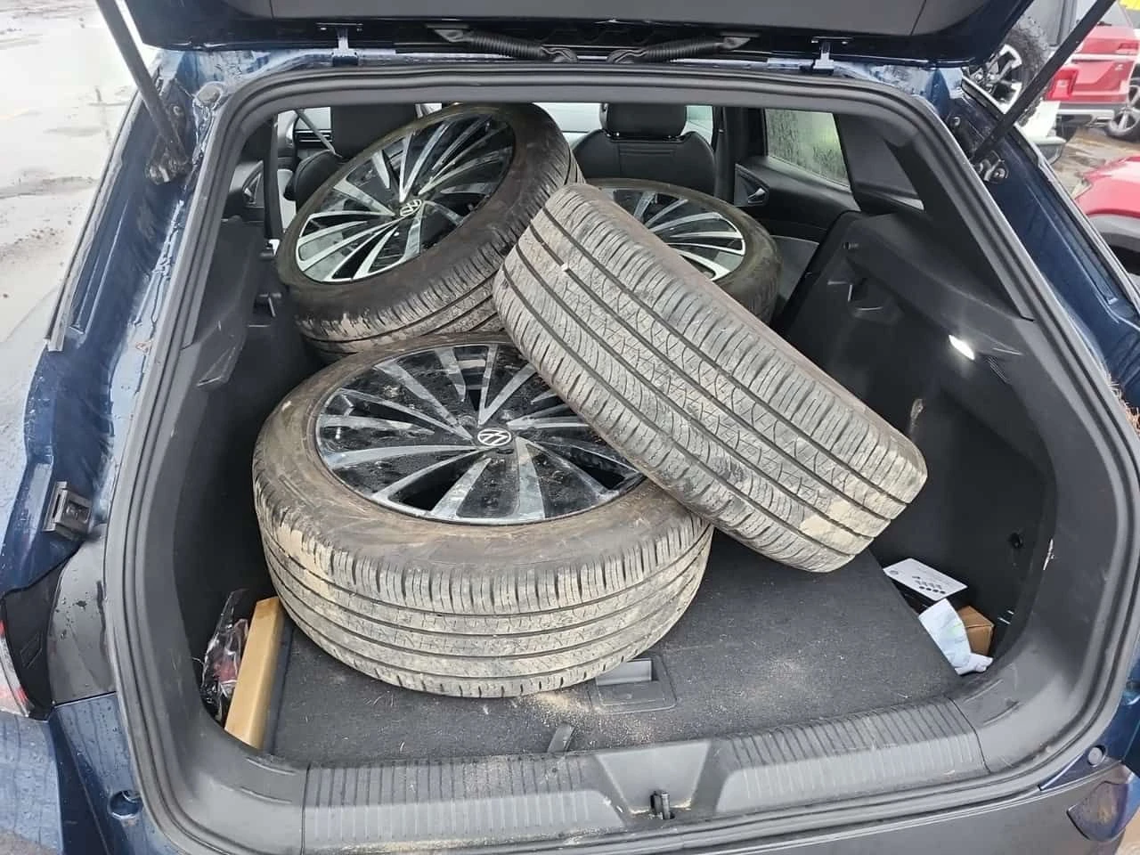 VW ID.4 * PRO * CARFAX * �������� *  | Mobile.bg � ����������� 14