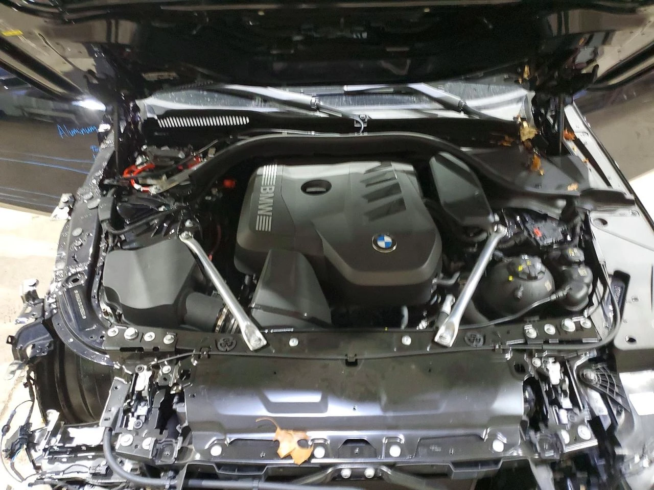 BMW 530 XI / M-PACK / ICONIC GLOW / , снимка 11 - Автомобили и джипове - 53713982