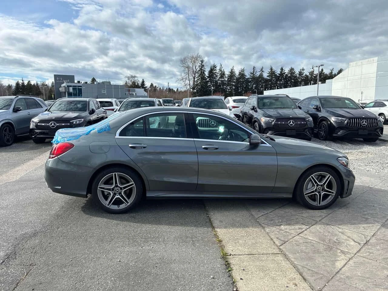 Mercedes-Benz C 300 CARFAX/ОТ ПРЕДСТАВИТЕЛСТВО НА MERCEDES  - изображение 4