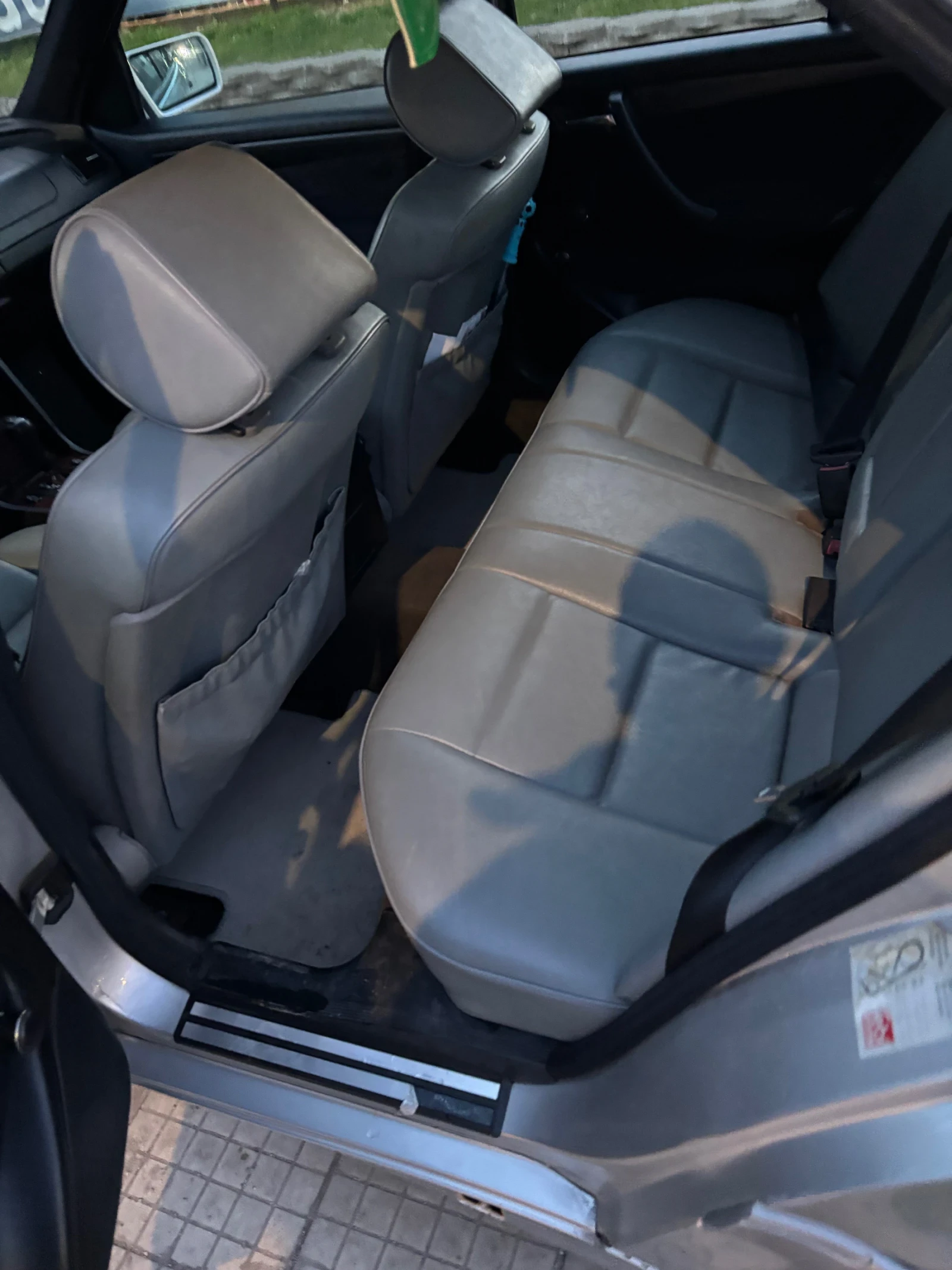 Mercedes-Benz C 200 C200 CDI, снимка 7 - Автомобили и джипове - 53786292