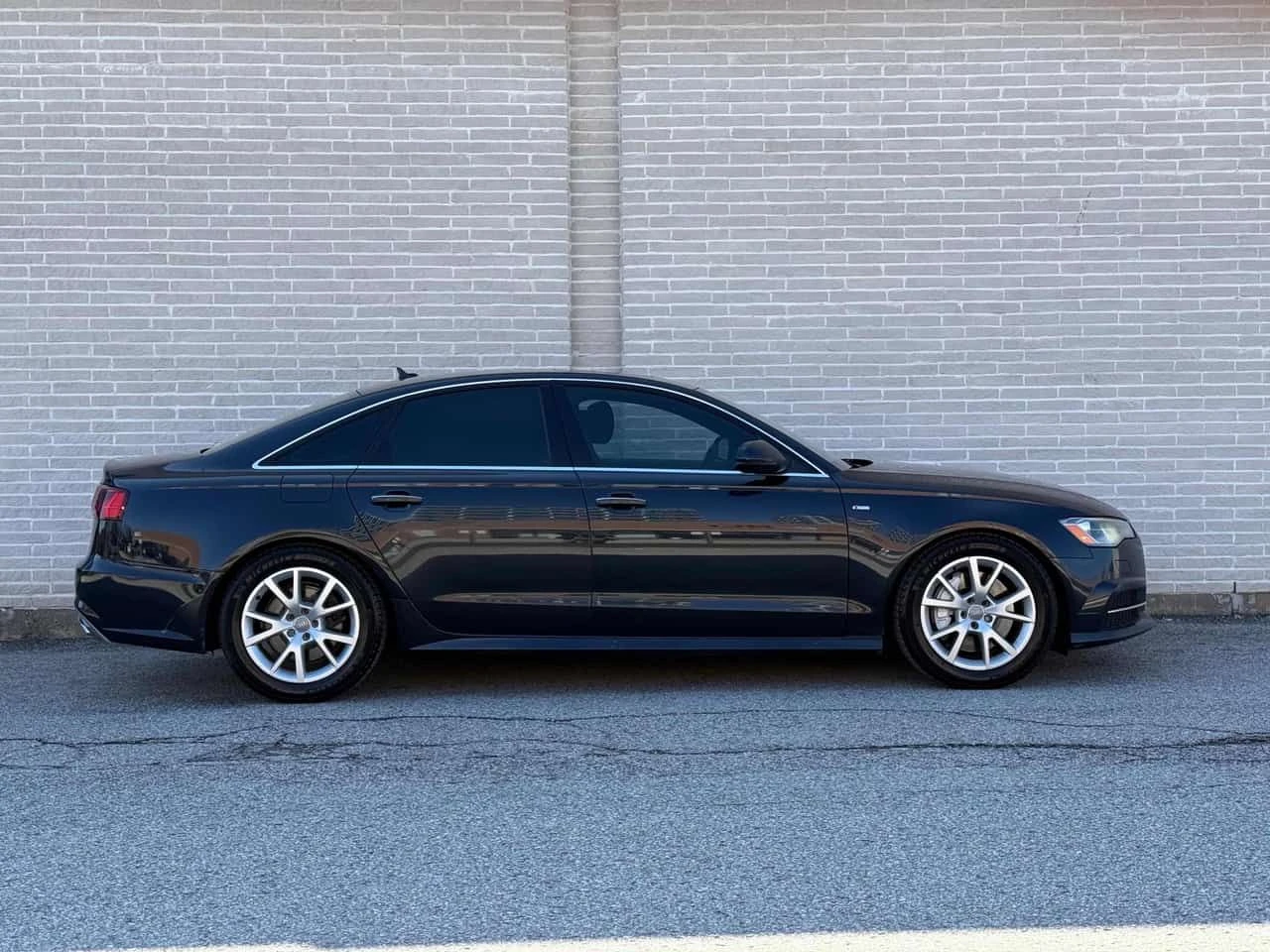 Audi A6 * 4dr Sdn quattro 3.0L TDI Progressiv * CARFAX * Ц, снимка 4 - Автомобили и джипове - 54216689