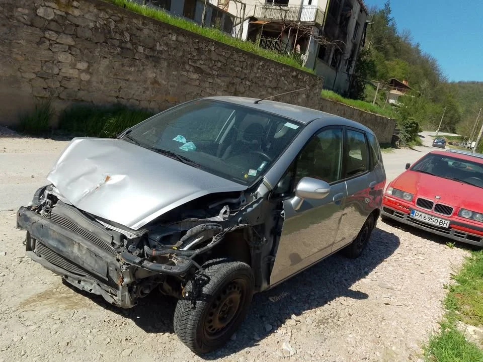 Honda Jazz 1.4 83hp, снимка 2 - Автомобили и джипове - 54359427