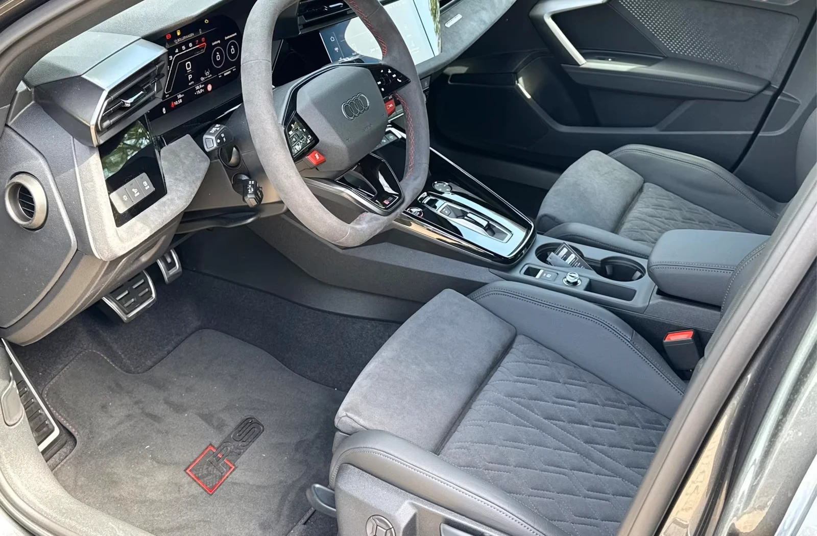 Audi Rs3 FACELIFT* SPORTBACK* 360CAM* DISTR* MATRIX* , снимка 8 - Автомобили и джипове - 55021122