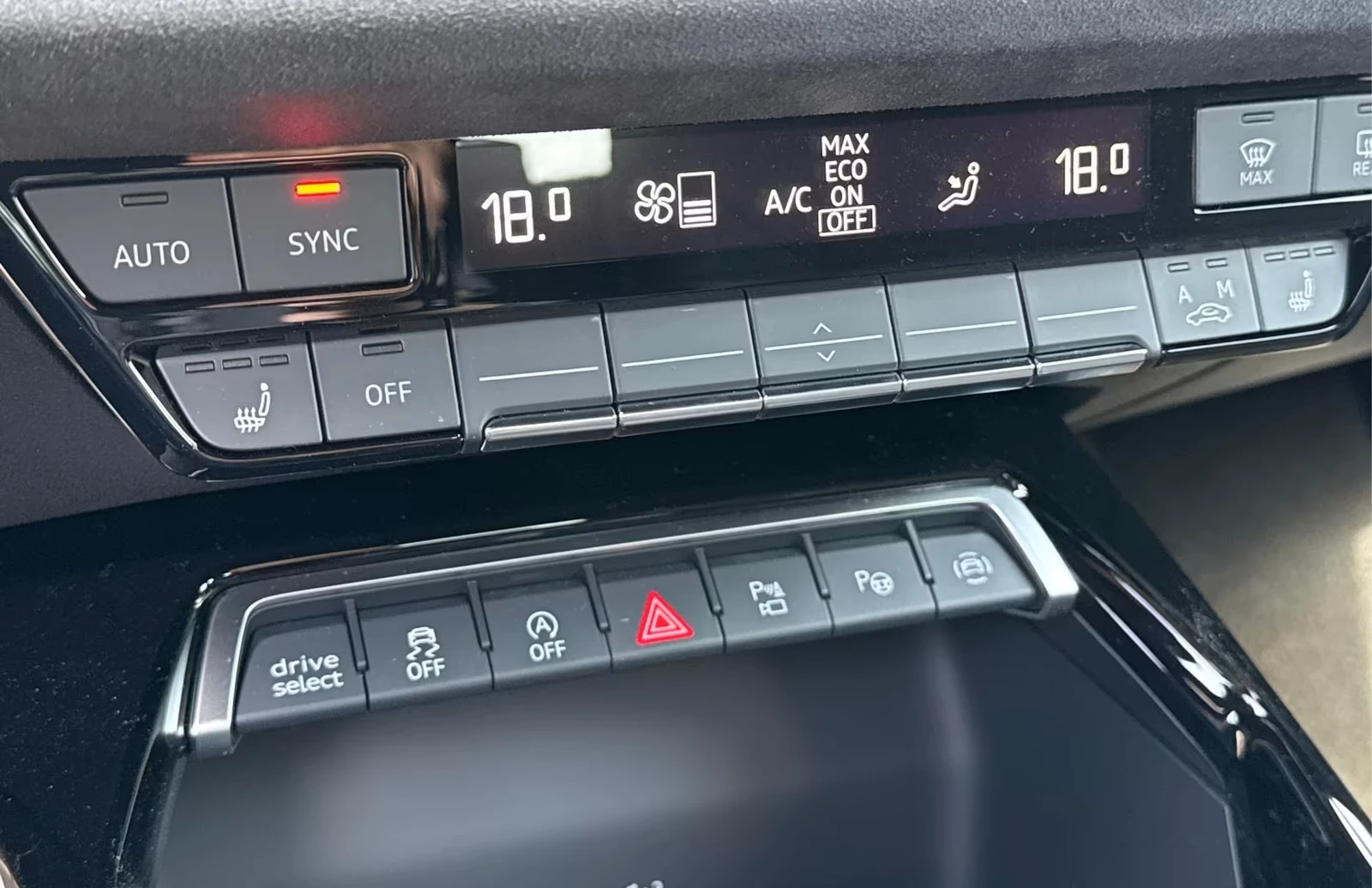 Audi Rs3 FACELIFT* SPORTBACK* 360CAM* DISTR* MATRIX* , снимка 12 - Автомобили и джипове - 55021122