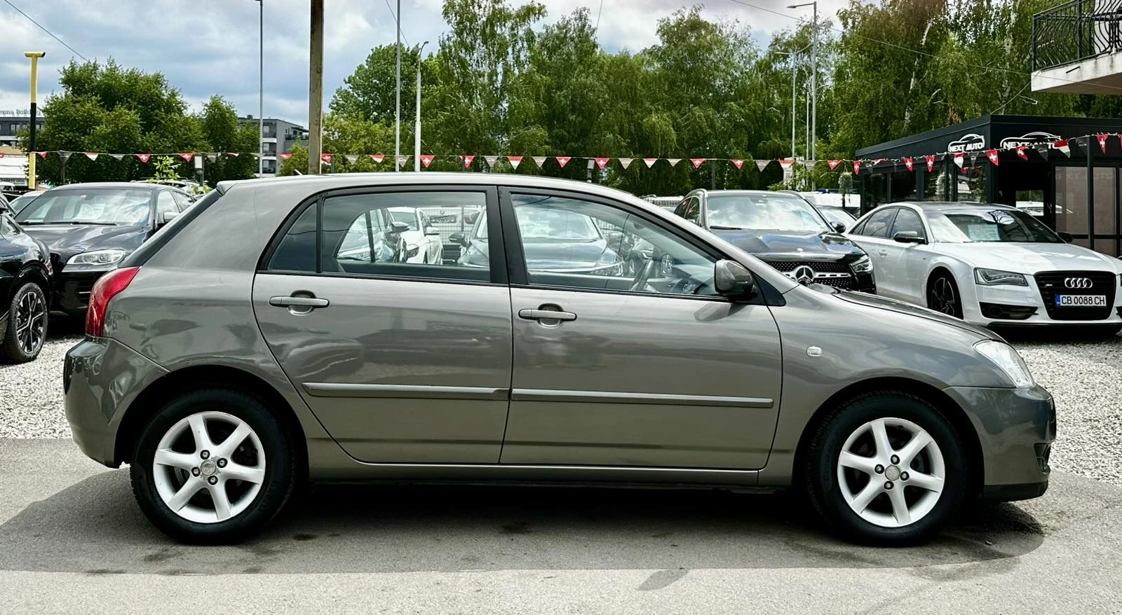 Toyota Corolla 1.4I 97HP 106785KM, снимка 4 - Автомобили и джипове - 55145620