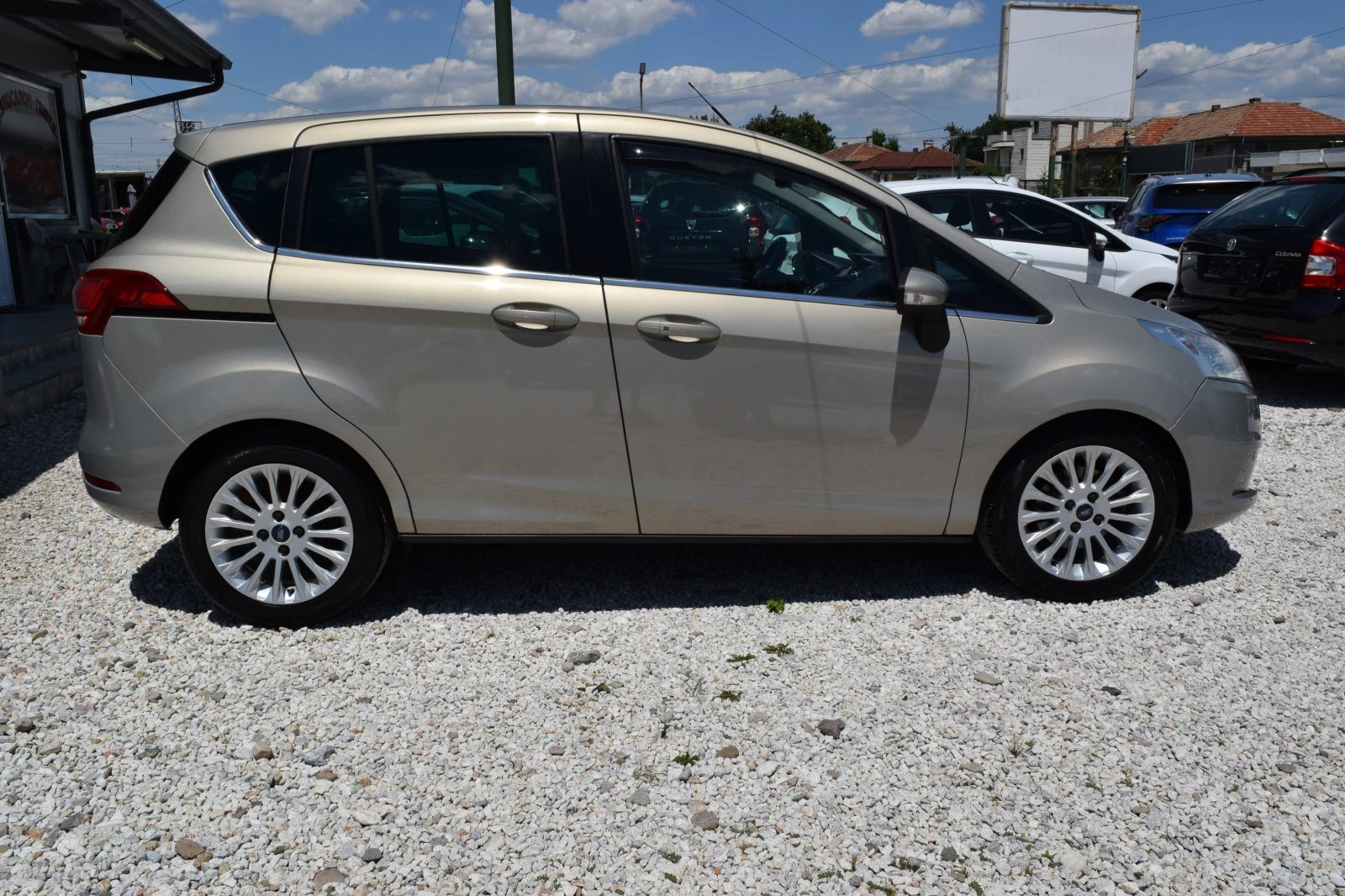 Ford B-Max 1.6i* 105kc* Автоматик* Euro5B* Keyless, снимка 8 - Автомобили и джипове - 55235061