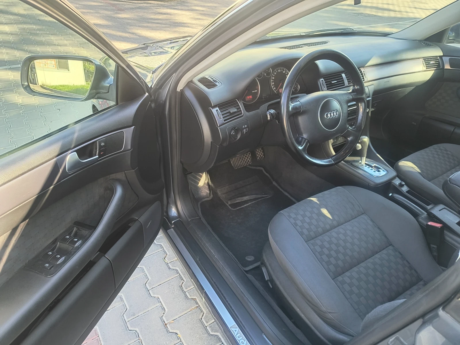 Audi A6, снимка 6 - Автомобили и джипове - 55365192