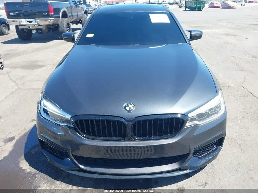 BMW 540 i* M-PACK/HEAD-UP/H&K SOUND, снимка 2 - Автомобили и джипове - 55397574