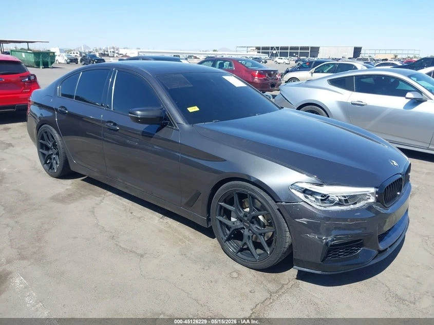 BMW 540 i* M-PACK/HEAD-UP/H&K SOUND, снимка 3 - Автомобили и джипове - 55397574