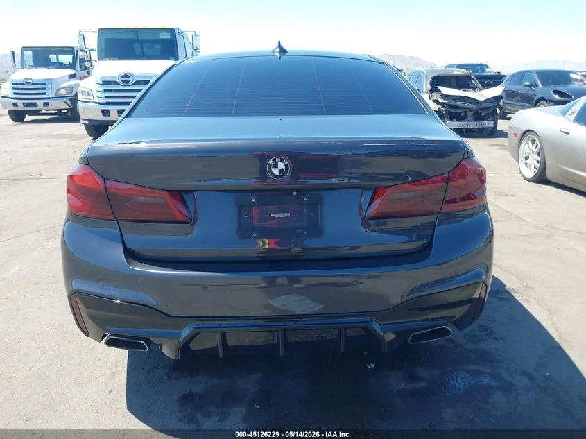 BMW 540 i* M-PACK/HEAD-UP/H&K SOUND, снимка 5 - Автомобили и джипове - 55397574