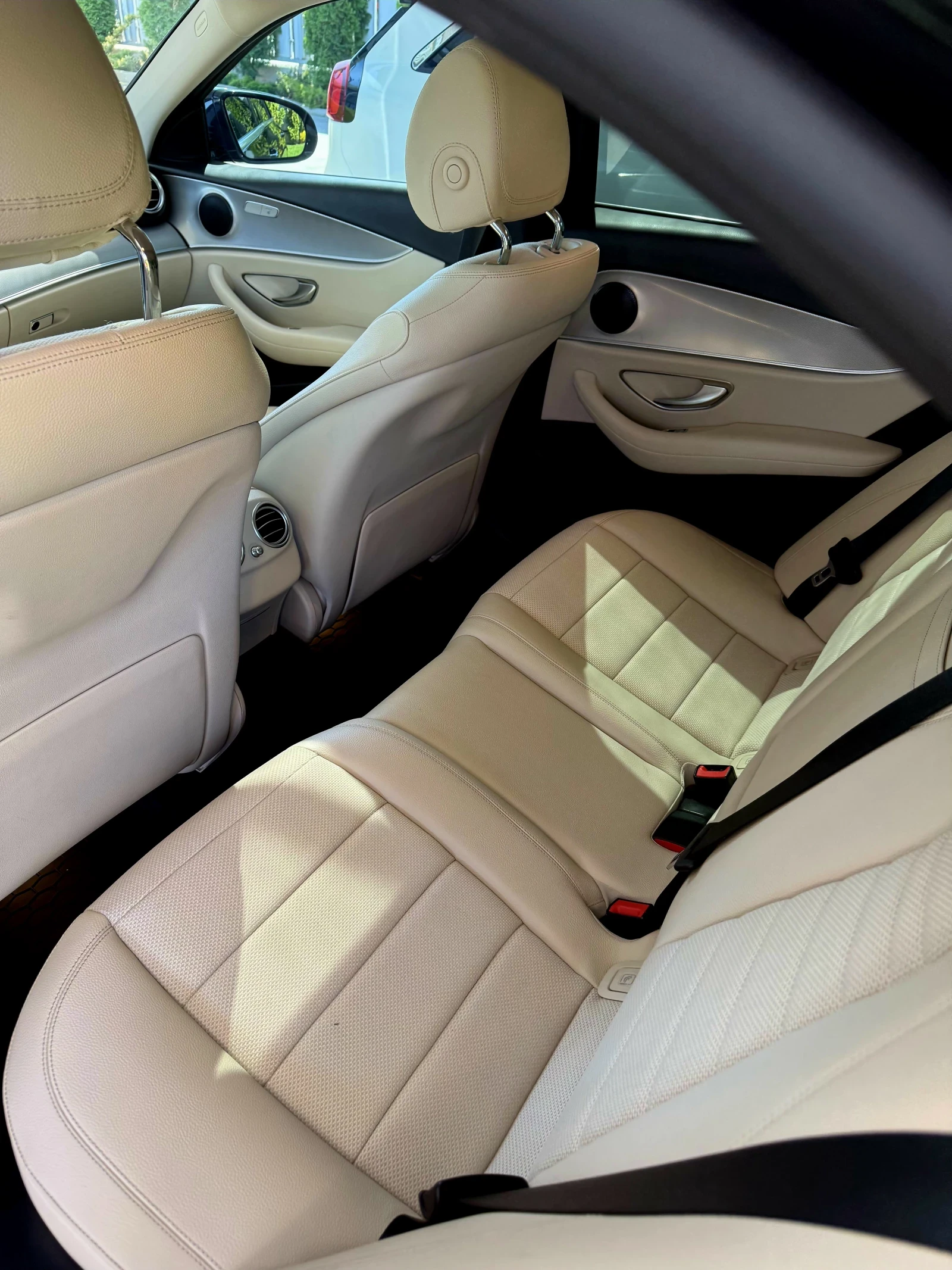 Mercedes-Benz E 350, снимка 6 - Автомобили и джипове - 55617904