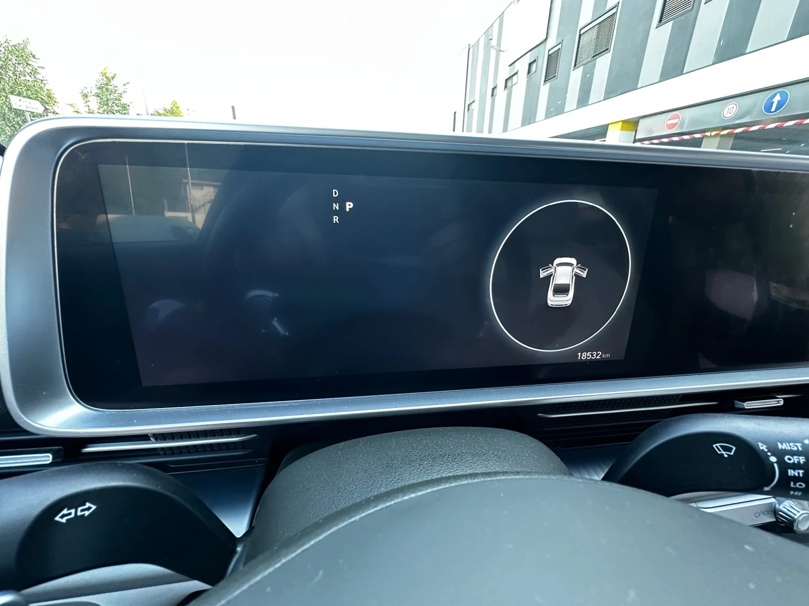 Hyundai Ioniq 6 Hyundai IONIQ 6 2WD 77, 4Kwh., снимка 12 - Автомобили и джипове - 55647010