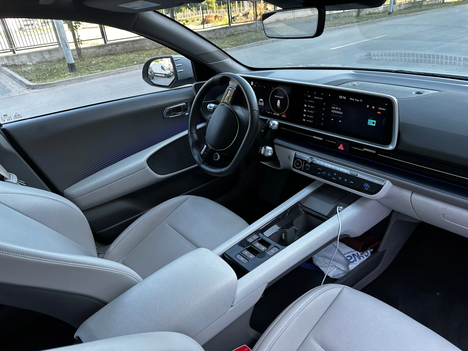 Hyundai Ioniq 6 Hyundai IONIQ 6 2WD 77, 4Kwh., снимка 10 - Автомобили и джипове - 55647010