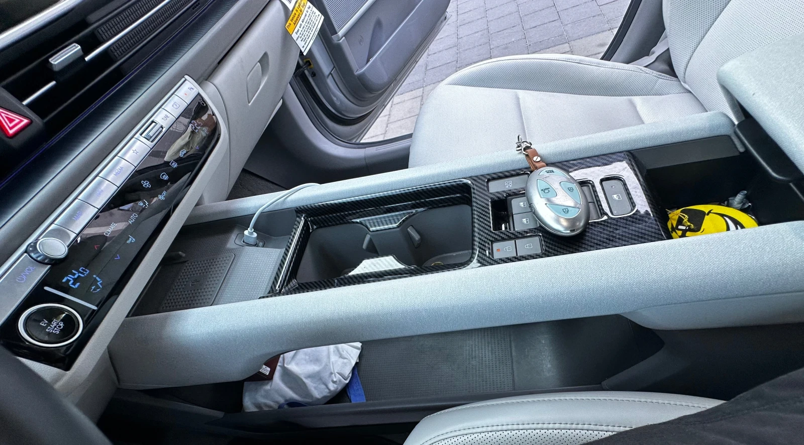 Hyundai Ioniq 6 Hyundai IONIQ 6 2WD 77, 4Kwh., снимка 13 - Автомобили и джипове - 55647010