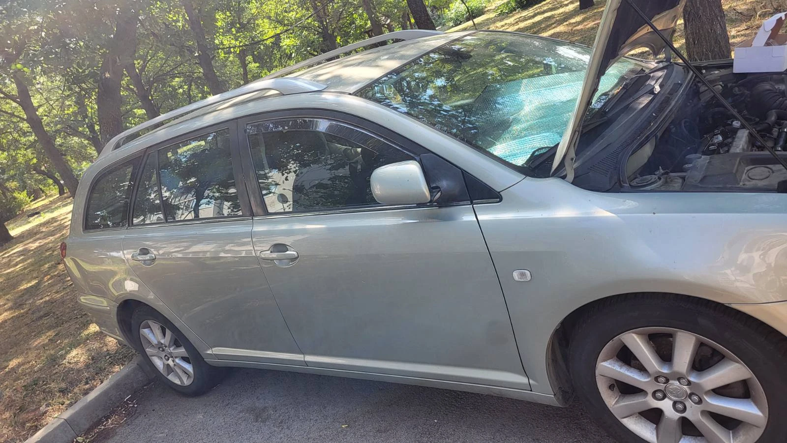 Toyota Avensis T25