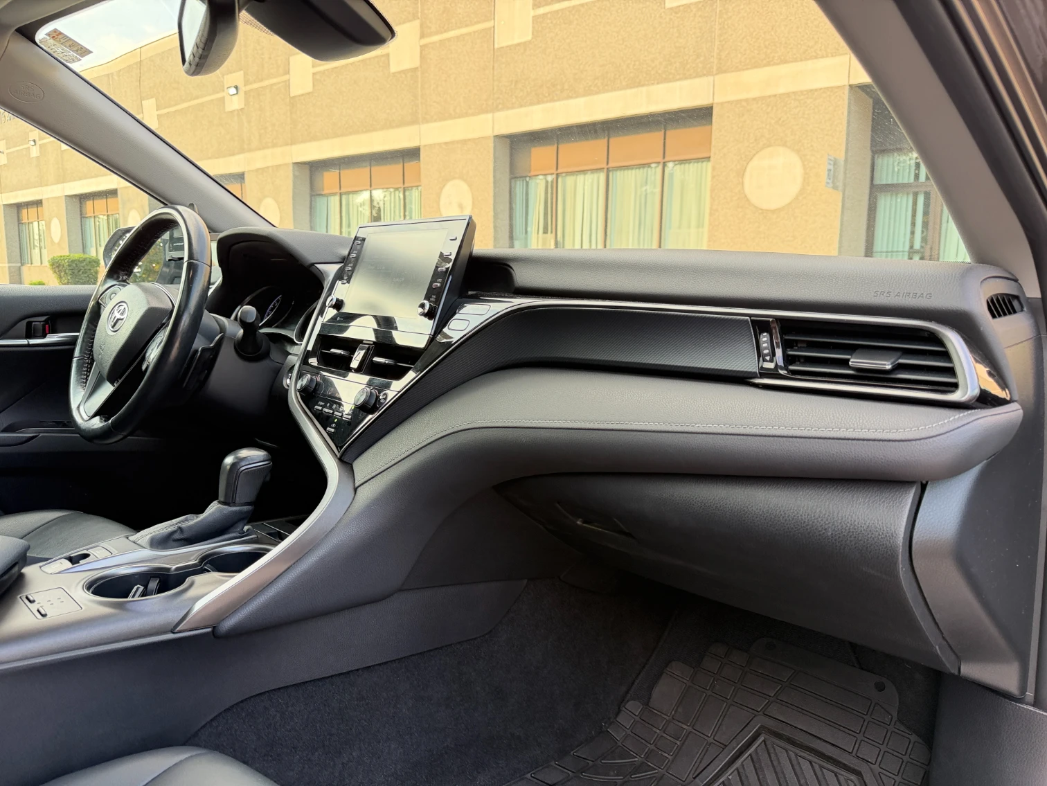 Toyota Camry SE / АВТОКРЕДИТ, снимка 11 - Автомобили и джипове - 55790405
