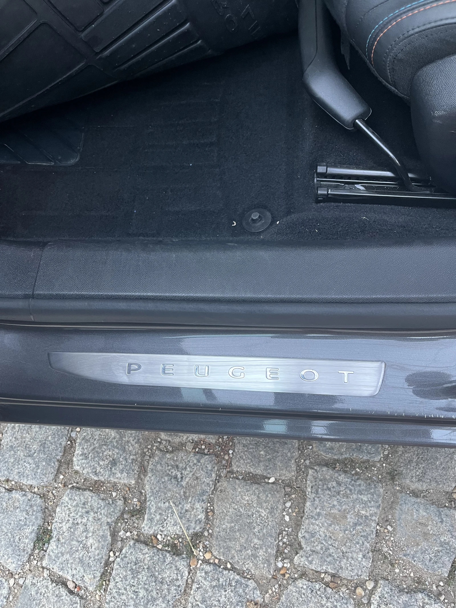 Peugeot 308, снимка 9 - Автомобили и джипове - 56045154