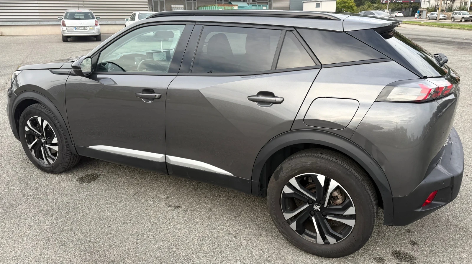 Peugeot 2008 1.5BHDI Aвтоматик 130кс ALLURE, снимка 3 - Автомобили и джипове - 56166805
