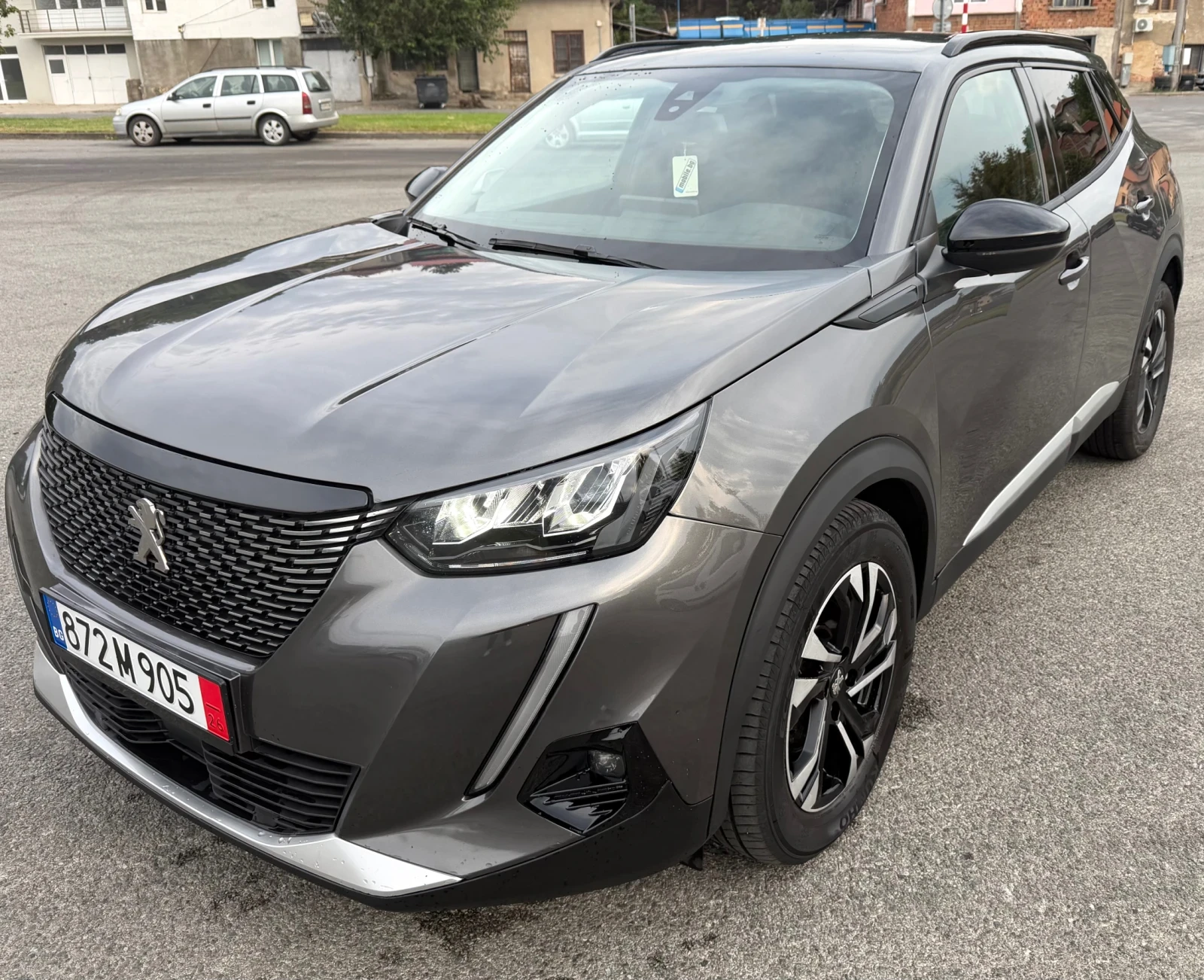 Peugeot 2008 1.5BHDI Aвтоматик 130кс ALLURE