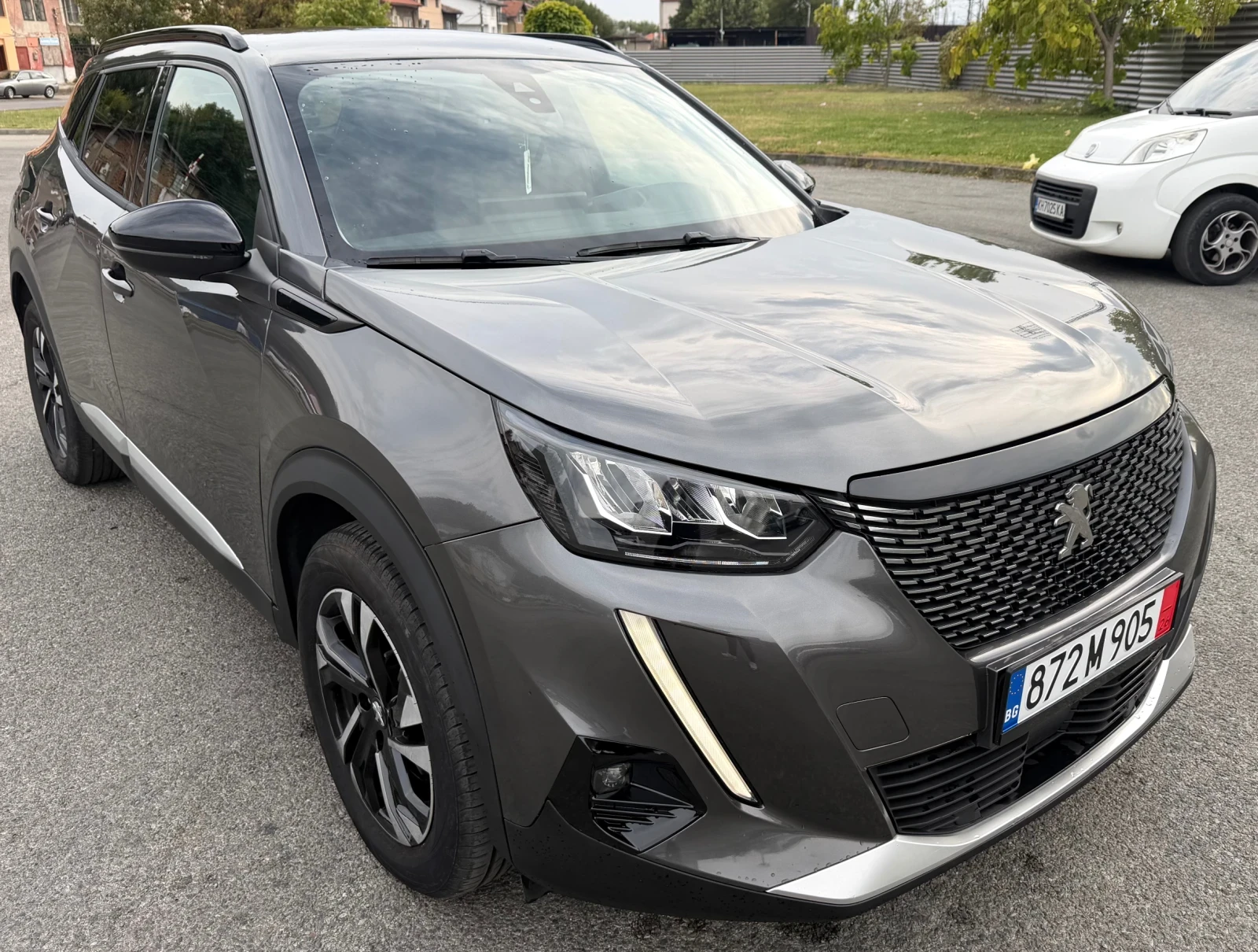 Peugeot 2008 1.5BHDI Aвтоматик 130кс ALLURE, снимка 2 - Автомобили и джипове - 56166805