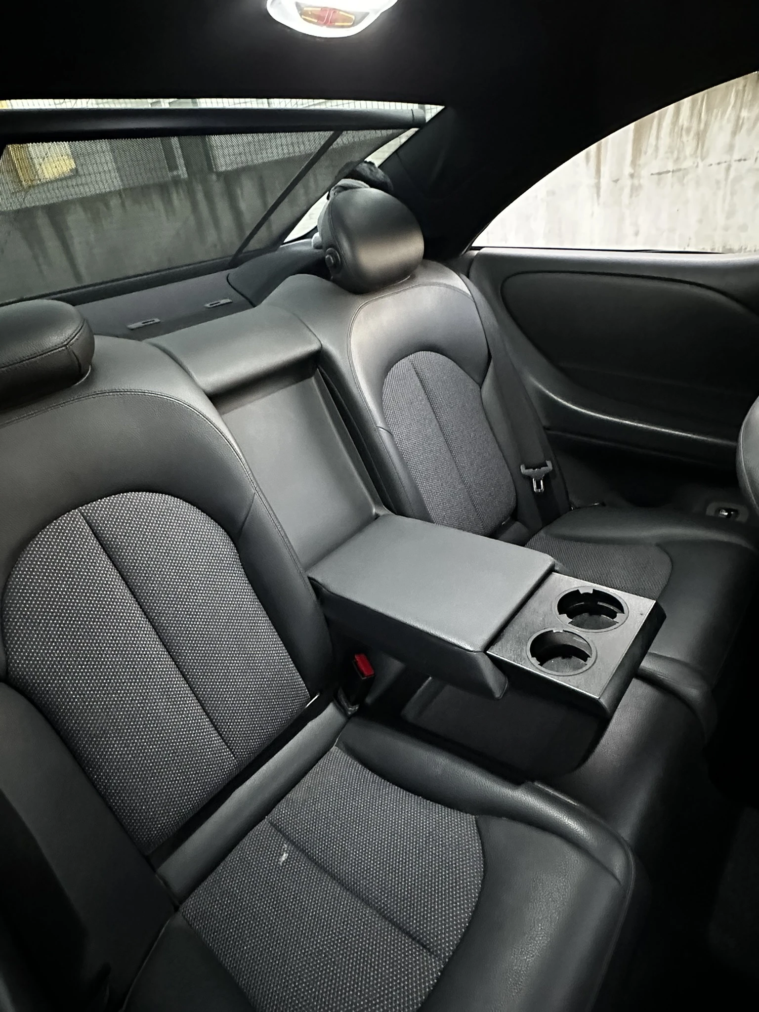Mercedes-Benz CLK 200 Kompressor, снимка 5 - Автомобили и джипове - 56276968