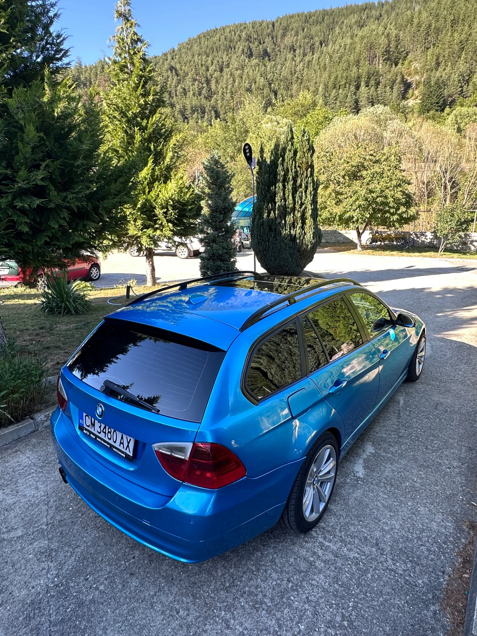 BMW 330, снимка 4 - Автомобили и джипове - 56568999