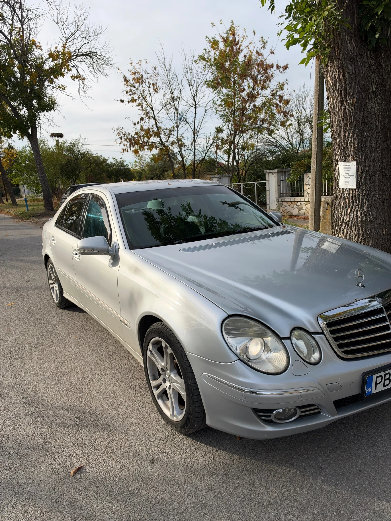 Mercedes-Benz E 280, снимка 2 - Автомобили и джипове - 56691820