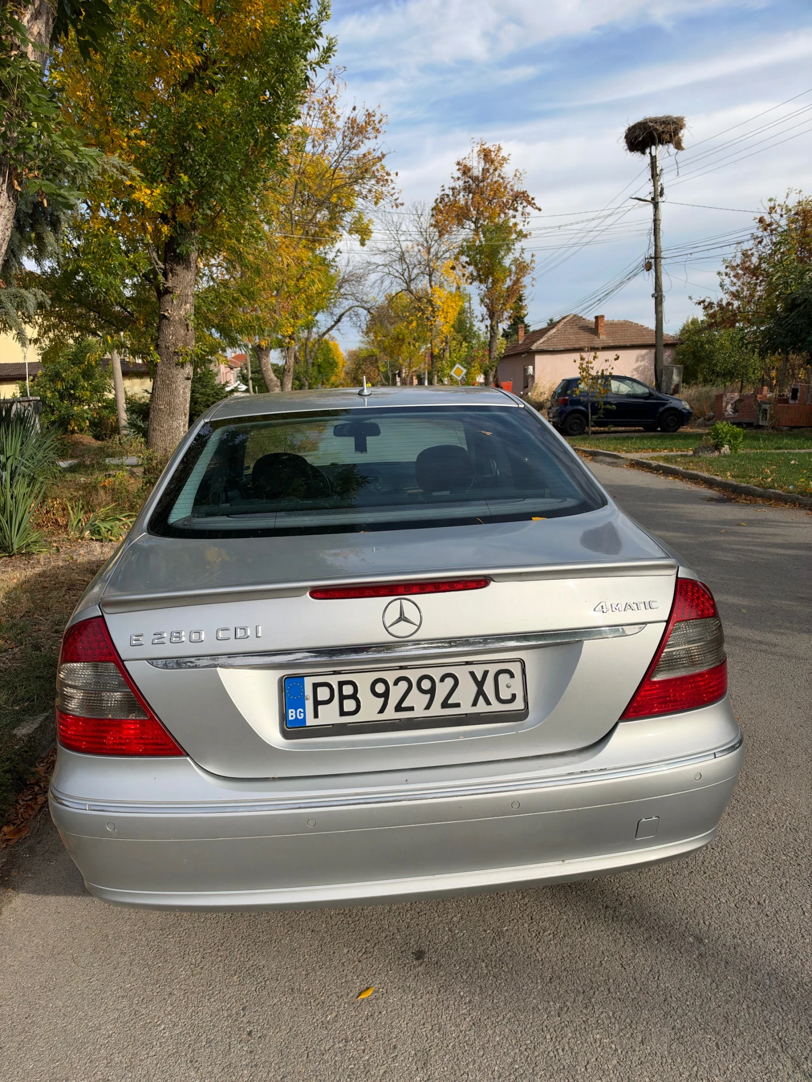 Mercedes-Benz E 280, снимка 4 - Автомобили и джипове - 56691820