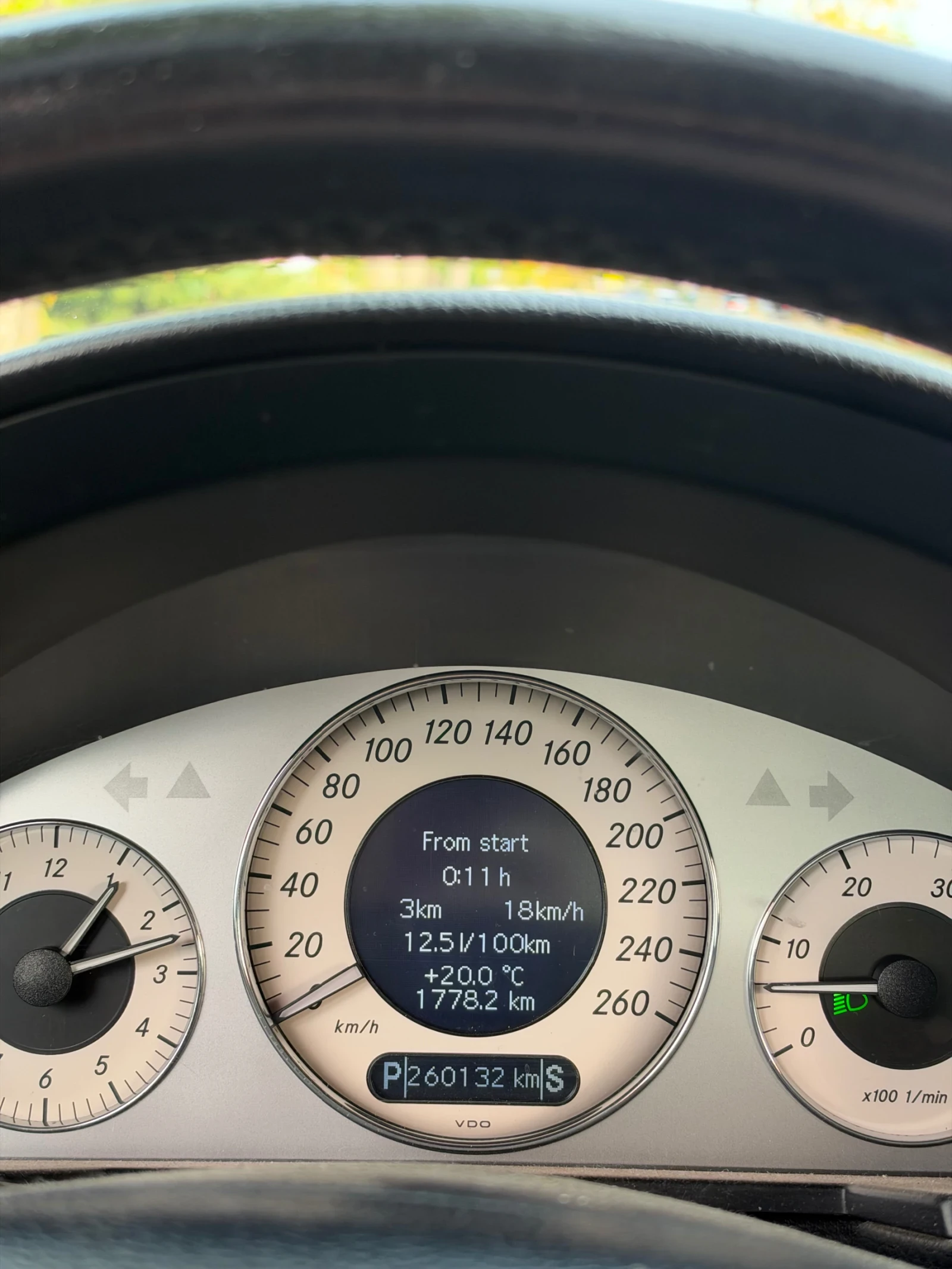 Mercedes-Benz E 280, снимка 7 - Автомобили и джипове - 56691820