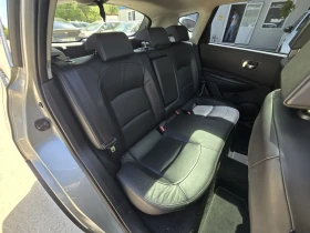 Nissan Qashqai 2.0i 141к.с 4х4 Панорама Подгряване Кожа , снимка 15