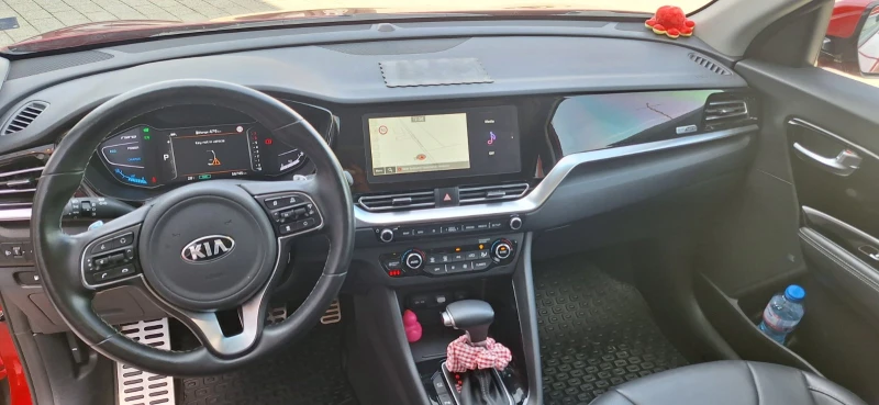 Kia Niro 1.6 HEV Limited, снимка 10 - Автомобили и джипове - 51605230
