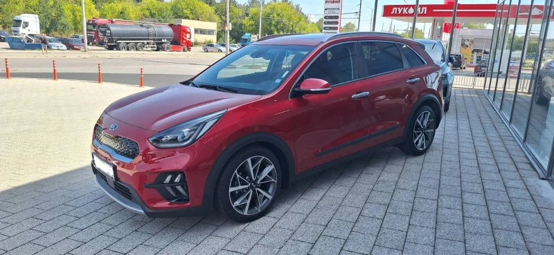 Kia Niro 1.6 HEV Limited, снимка 2 - Автомобили и джипове - 51605230