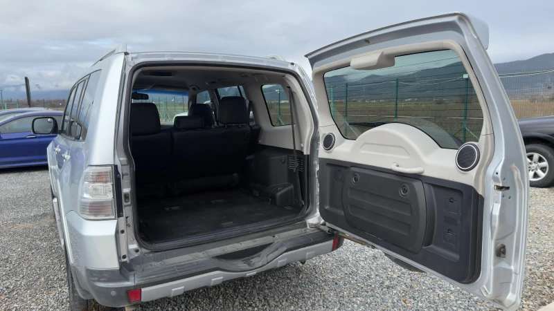 Mitsubishi Pajero * ДЪЛГА БАЗА* , снимка 11 - Автомобили и джипове - 53248438