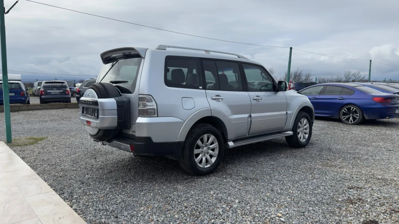 Mitsubishi Pajero * ДЪЛГА БАЗА* , снимка 4 - Автомобили и джипове - 53248438