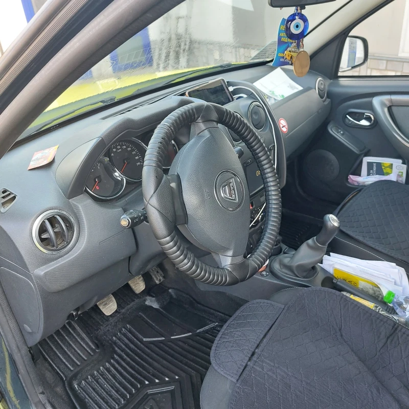 Dacia Duster 1.6 sce , снимка 11 - Автомобили и джипове - 53445485
