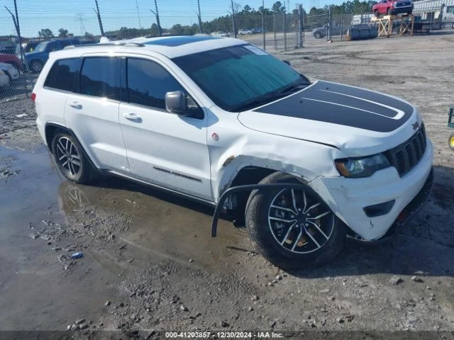 Jeep Grand cherokee, снимка 1 - Автомобили и джипове - 49451556