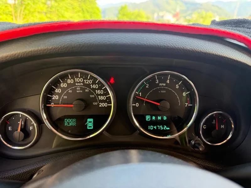 Jeep Wrangler (Jk) 3.6 Rubicon 4-Door, снимка 8 - Автомобили и джипове - 55189844