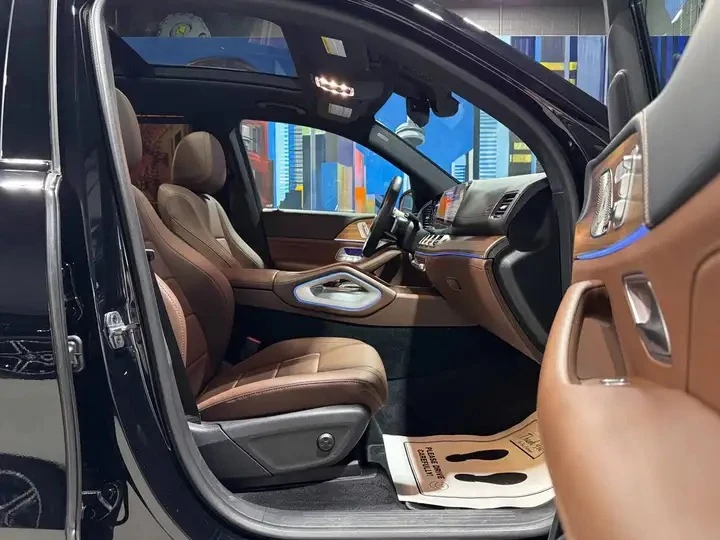 Mercedes-Benz GLS Automatic, снимка 8 - Автомобили и джипове - 56011107