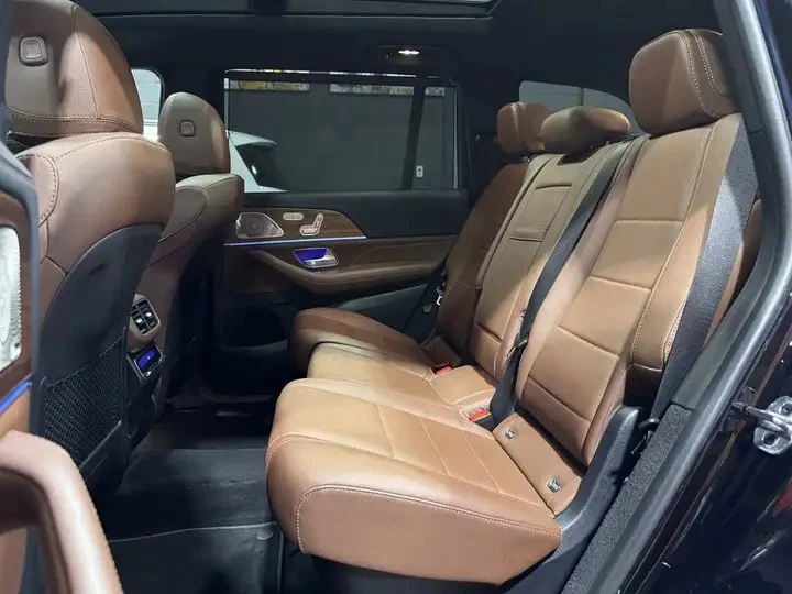 Mercedes-Benz GLS Automatic, снимка 12 - Автомобили и джипове - 56011107