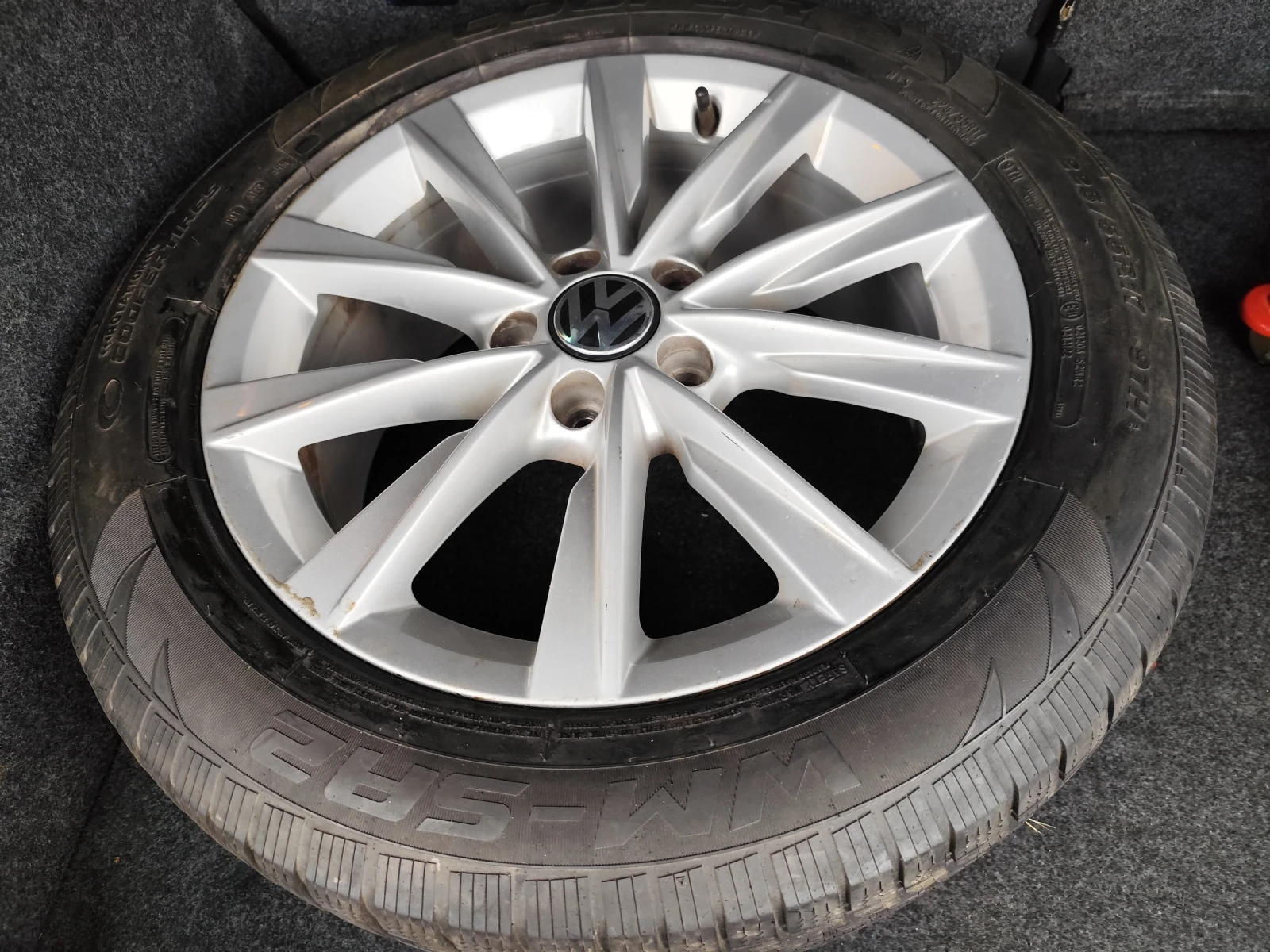 VW Tiguan 1.4 - изображение 8