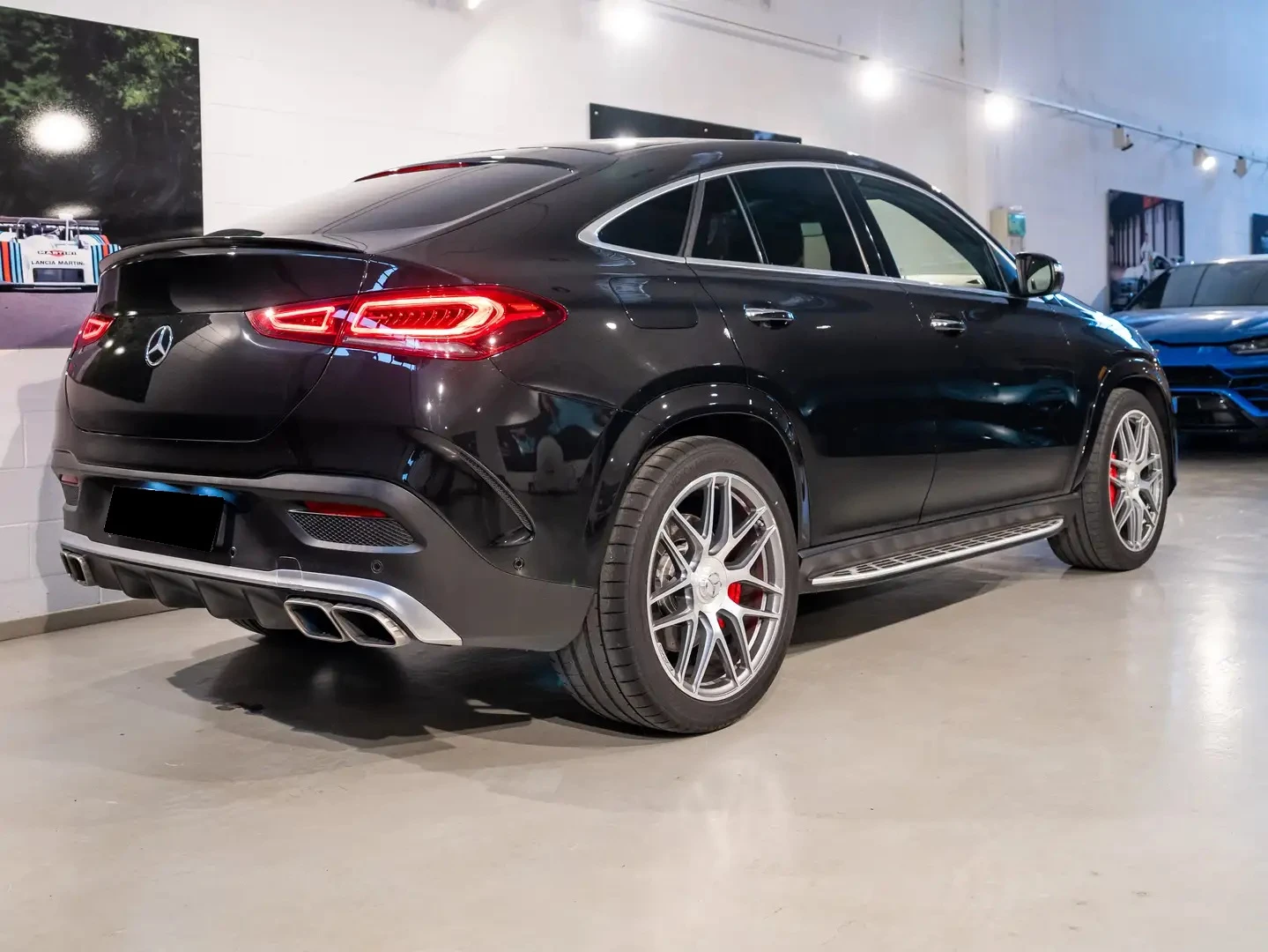 Mercedes-Benz GLE 63 S AMG Coupe V8 EQ Boost 4MATIC+ , снимка 2 - Автомобили и джипове - 54041077