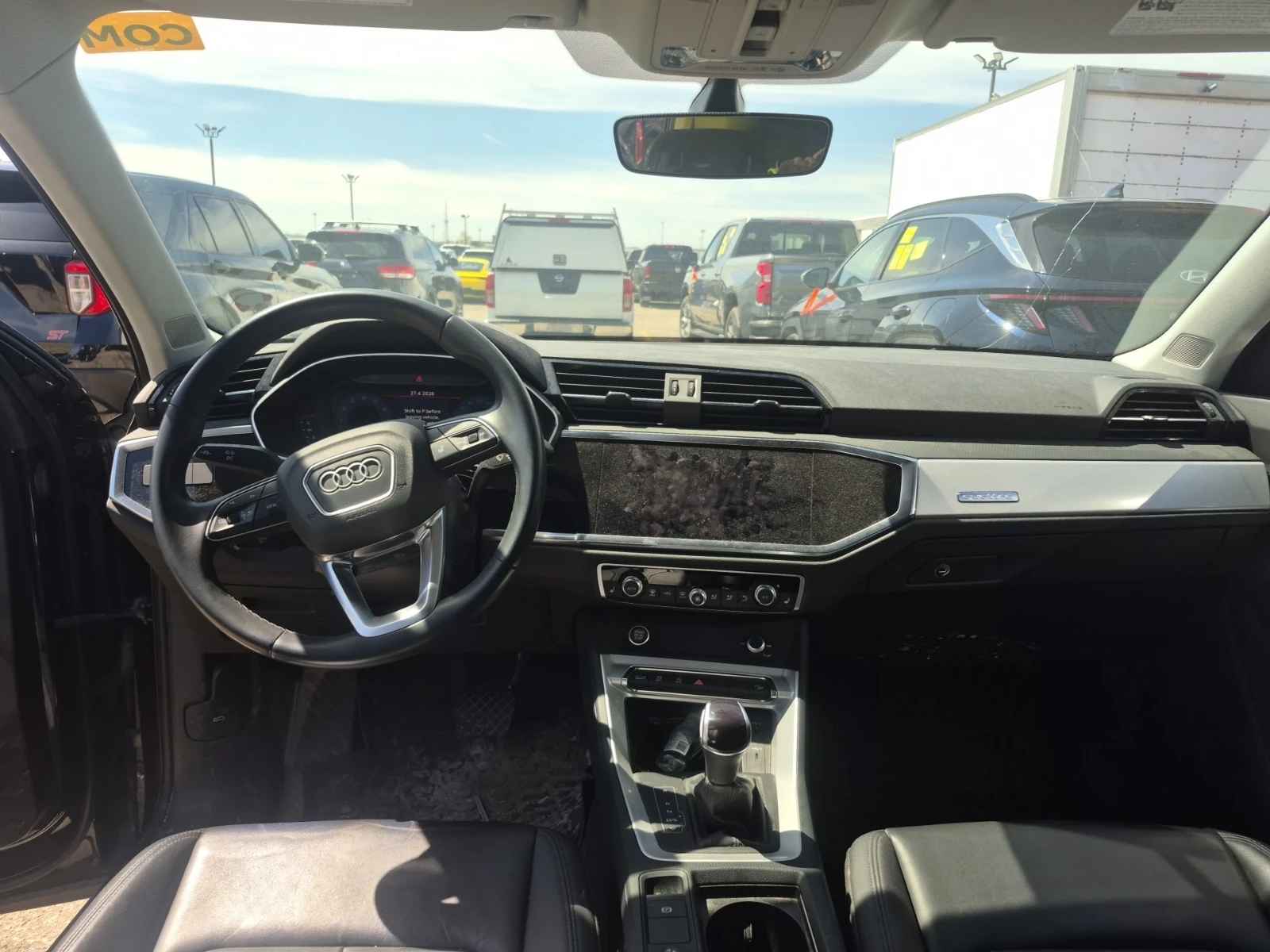 Audi Q3 Komfort 45 TFSI quattro, снимка 10 - Автомобили и джипове - 54453632