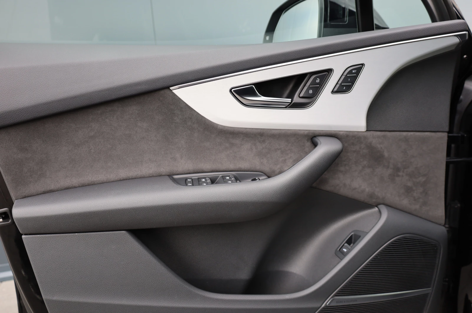 Audi SQ7 3XS-LINE* RS* MATRIX LIGHTS* PANO* 360*  | Mobile.bg � ����������� 14