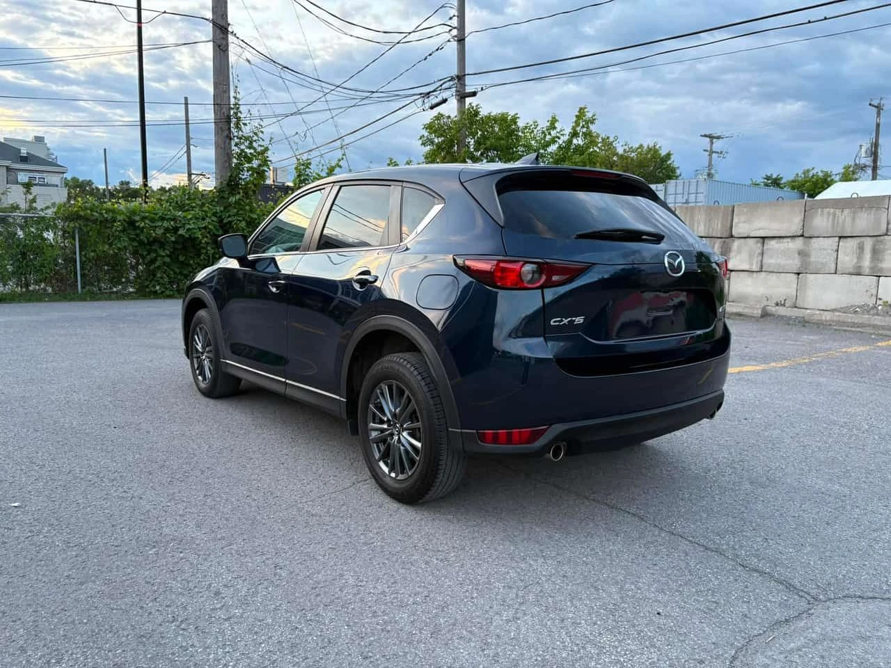 Mazda CX-5 * GX * АВТОКРЕДИТ БЕЗ ПЪРВОНАЧАЛНА ВНОСКА* , снимка 3 - Автомобили и джипове - 55079145