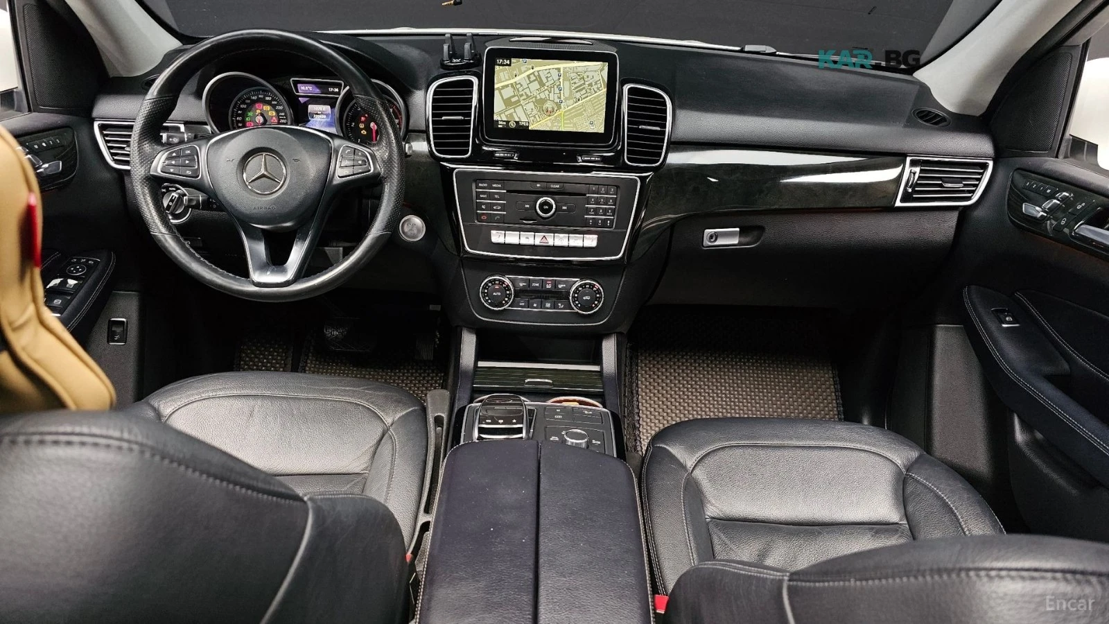 Mercedes-Benz GLE 250 4 ПОДГРЕВА* КАМЕРА* КОЖА* ПАНОРАМА* 4MATIC, снимка 7 - Автомобили и джипове - 55696068