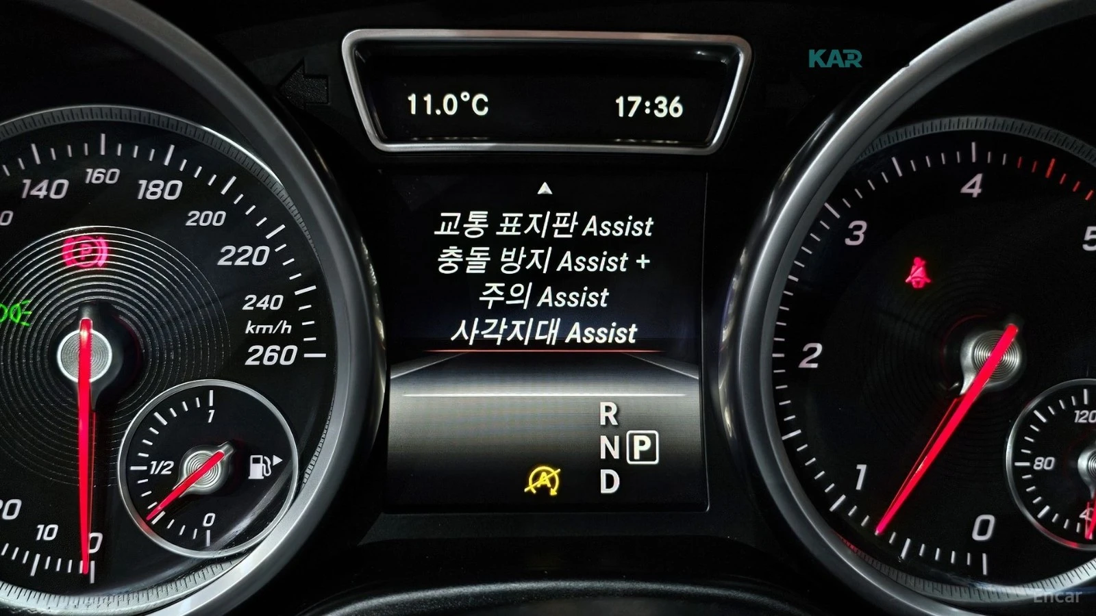 Mercedes-Benz GLE 250 4 ПОДГРЕВА* КАМЕРА* КОЖА* ПАНОРАМА* 4MATIC, снимка 16 - Автомобили и джипове - 55696068