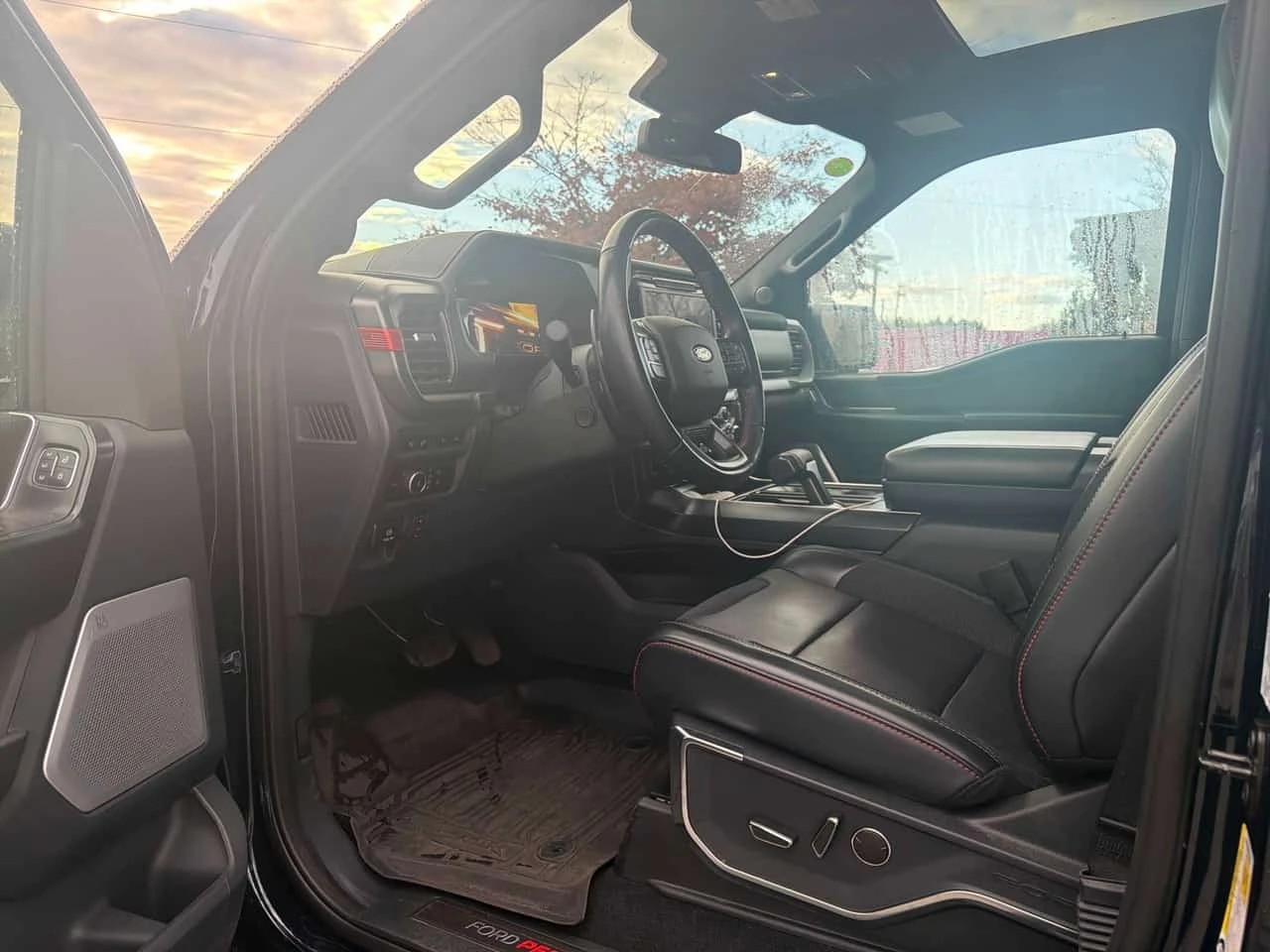 Ford F150 * Raptor * CARFAX * ����� �� ����������� | Mobile.bg � ����������� 5