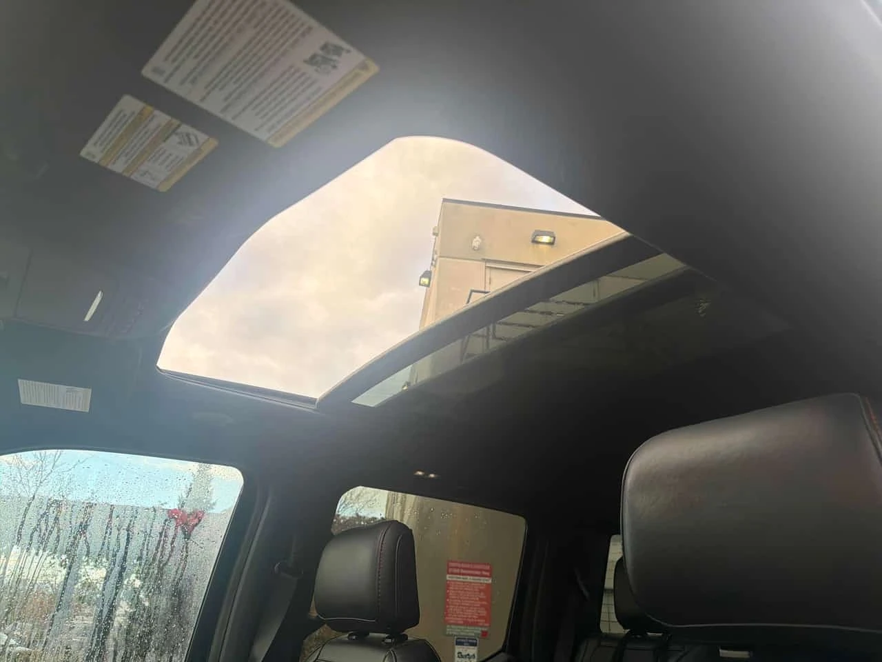 Ford F150 * Raptor * CARFAX * ����� �� ����������� | Mobile.bg � ����������� 11